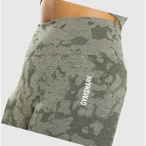 Adapt Camo Seamless Shorts - Green